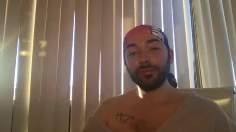 Snapshot of stevey_94 chatting on September 22, 10:23 pm gay tease online show from September 22, 10:23 pm