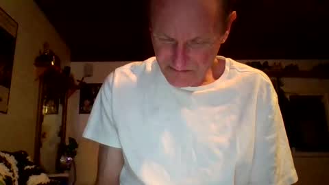 steviehard7 online show from March 5, 5:50 am