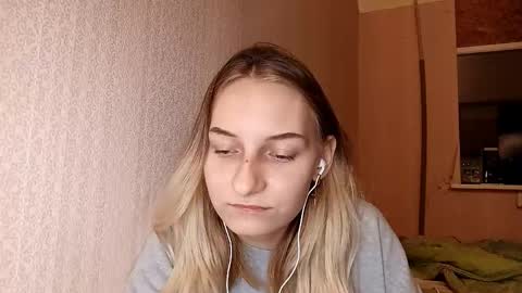 Snapshot of steviemorch chatting on October 31, 9:38 pm Eva online show from October 31, 9:38 pm