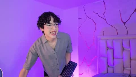 Sthepano  online show from March 10, 3:11 am