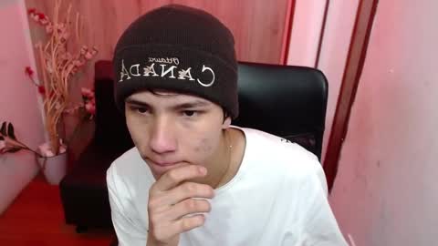 Stich online show from February 18, 12:12 pm