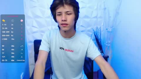 Snapshot of stich_23 chatting on May 16, 7:27 am Stich online show from May 16, 7:27 am