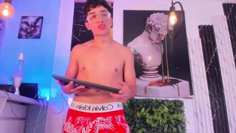 Stiven  brendan online show from February 27, 7:23 am