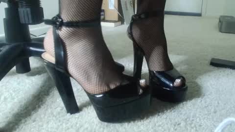 StilettoDoll online show from October 22, 10:37 am