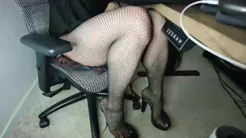 StilettoDoll online show from November 6, 1:06 am