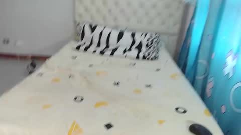 yuyuytoo online show from December 30, 12:20 pm