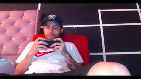 stiven online show from November 2, 3:25 pm