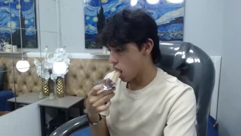 Stiwen online show from February 17, 1:51 pm