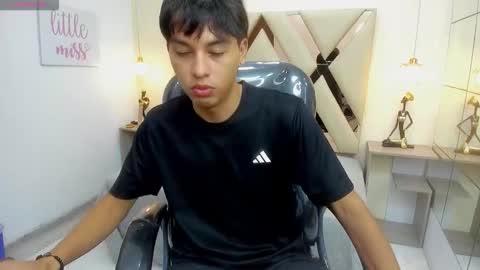 Stiwen online show from March 13, 12:56 pm