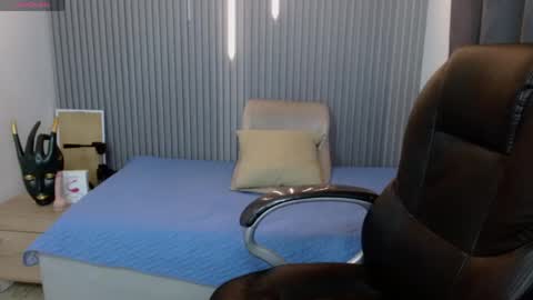 Stiwen online show from May 20, 1:28 pm