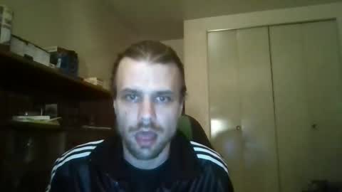 stockingsnfeet online show from April 19, 12:43 am