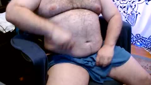 Snapshot of stonerbear42 chatting on July 9, 5:39 pm Stonerbear42 online show from July 9, 5:39 pm