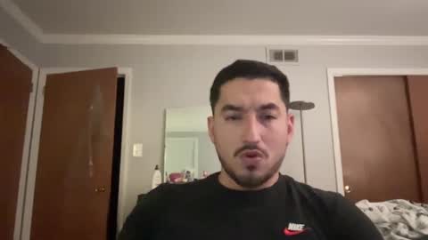 Snapshot of stonerfit chatting on February 22, 8:40 am StonerFit online show from February 22, 8:40 am