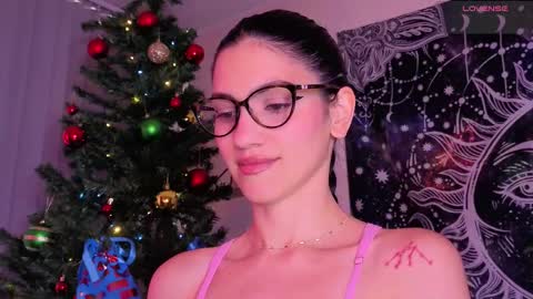 Liz online show from December 3, 5:55 pm