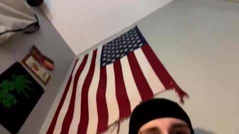 Snapshot of stonr429 chatting on April 16, 5:52 am stonr429 online show from April 16, 5:52 am