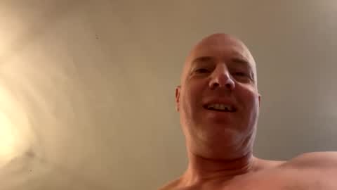 Stoodley22 online show from February 6, 5:35 am