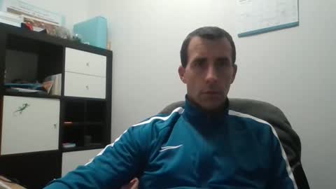 Snapshot of storanex chatting on December 1, 10:59 pm storanex online show from December 1, 10:59 pm