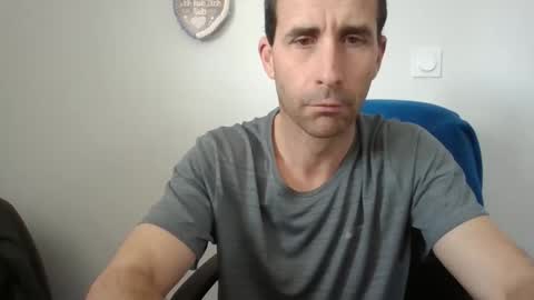 Snapshot of storanex chatting on February 27, 10:04 am storanex online show from February 27, 10:04 am