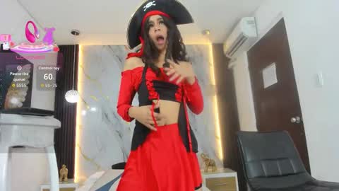 stormluna_22 online show from October 31, 1:45 pm