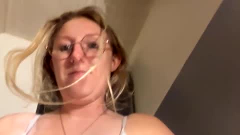 Stormyybabe online show from July 25, 4:43 am