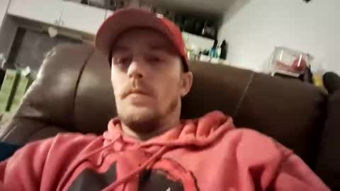 Snapshot of str33twyz3 chatting on February 16, 11:50 am Streetwyze online show from February 16, 11:50 am