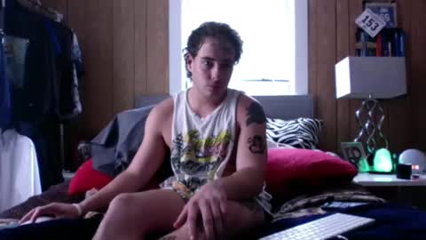 Snapshot of str8bby chatting on October 28, 6:54 pm str8bby online show from October 28, 6:54 pm