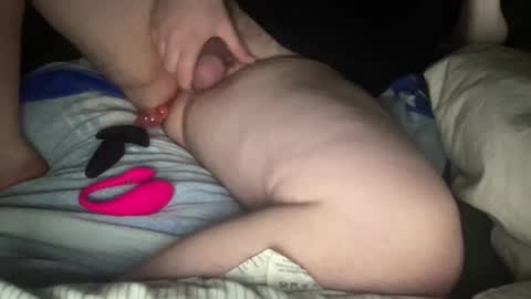 Snapshot of str8buttplayy chatting on November 8, 6:35 am john online show from November 8, 6:35 am