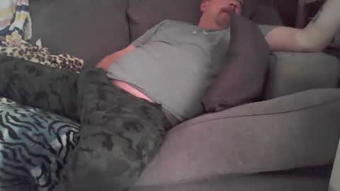 str8shooter11 online show from December 17, 3:28 pm