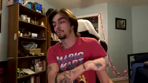 Snapshot of str8whiteboy21 chatting on December 7, 6:43 am str8whiteboy21 online show from December 7, 6:43 am