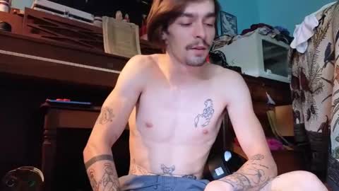 Snapshot of str8whiteboy21 chatting on October 3, 4:37 pm str8whiteboy21 online show from October 3, 4:37 pm
