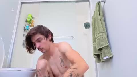 str8whiteboy21 online show from October 29, 5:47 pm