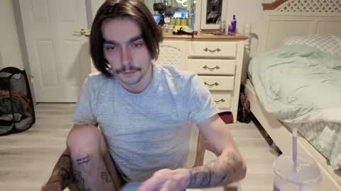 str8whiteboy21 online show from February 11, 7:13 am