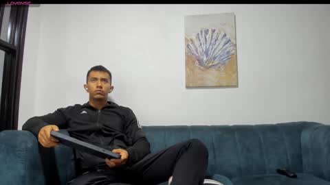 straight__friends online show from November 7, 2:50 pm