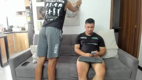 straight__friends online show from May 31, 2:13 pm