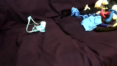 straightboytoy713851 online show from October 26, 10:43 am