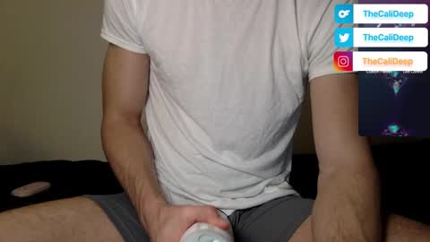 Snapshot of straightcalidick chatting on January 3, 10:51 pm Cali online show from January 3, 10:51 pm