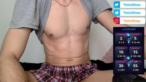 Snapshot of straightcalidick chatting on February 8, 7:27 pm Cali online show from February 8, 7:27 pm