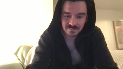 Snapshot of straitnarrow chatting on April 9, 6:19 am Strait n Narrow online show from April 9, 6:19 am