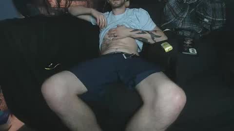 straitpipermann22 online show from October 27, 5:11 am