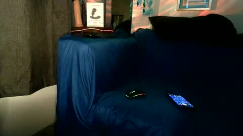 straitpipermann22 online show from November 27, 11:29 pm