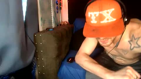 Snapshot of straitpipermann22 chatting on January 17, 3:28 pm straitpipermann22 online show from January 17, 3:28 pm