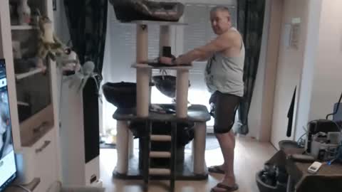 Stranger online show from September 13, 10:48 am