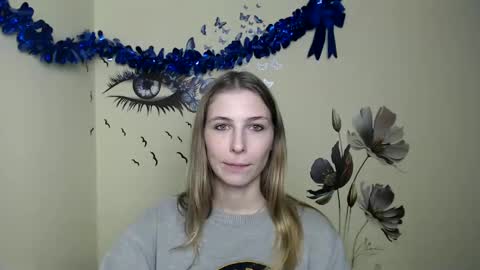 Snapshot of stranger_giirl chatting on January 9, 4:06 pm Amalia online show from January 9, 4:06 pm