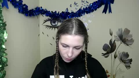 Snapshot of stranger_giirl chatting on January 16, 1:04 pm Amalia online show from January 16, 1:04 pm