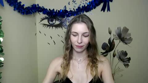 Snapshot of stranger_giirl chatting on January 23, 1:24 pm Amalia online show from January 23, 1:24 pm