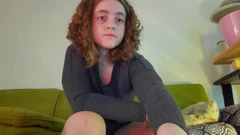 Snapshot of strawberrylotsacake chatting on October 11, 2:15 pm Strawberrylotsacake online show from October 11, 2:15 pm