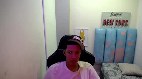 Street online show from April 27, 7:56 pm