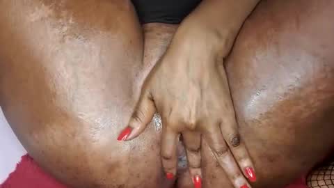 stretchmarksebony online show from February 17, 10:12 am