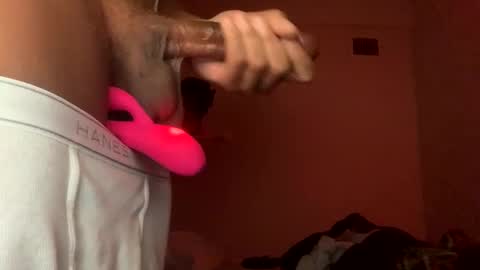 Snapshot of strictlysoloo chatting on January 8, 4:34 am strictlysoloo online show from January 8, 4:34 am