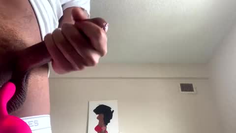 Snapshot of strictlysoloo chatting on January 19, 7:37 pm strictlysoloo online show from January 19, 7:37 pm